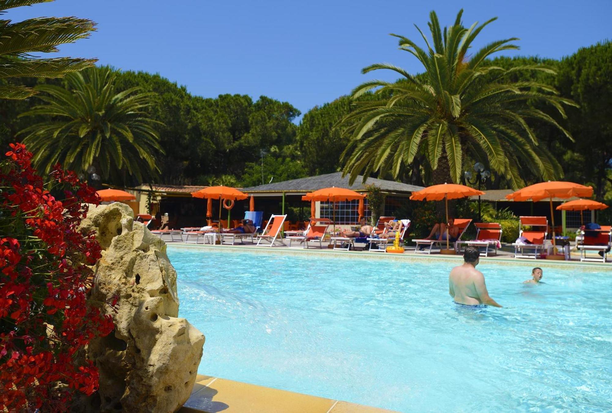 Hotel Oasis Alghero Kültér fotó